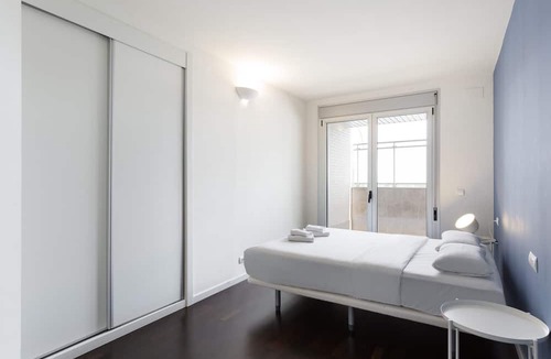 Sant Adria de Besos Apartment | Olala Port Forum 3-Bedroom Apartment with Balcony