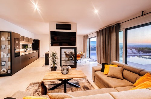 Zemunik Donji Villa | Villa Stressles