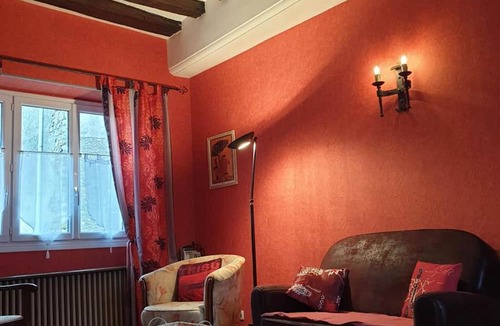 Arnouville-les-Mantes Cottage | Gite Arnouville-lès-Mantes, 3 bedrooms, 4 persons