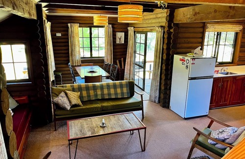 Castle Hill Cabin | Peaceful Alpine Retreat