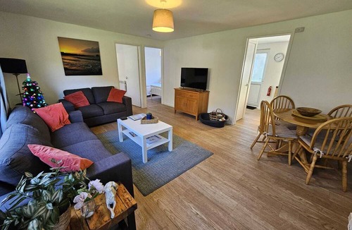 Millendreath House | Two Bedroom House/Bungalow