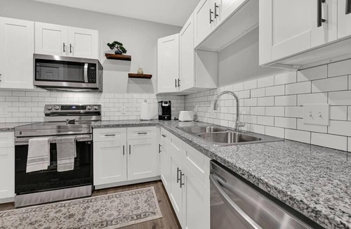 Barker House | Modern, Newly Built 2 Bed, 2 Bathroom, WD Home!