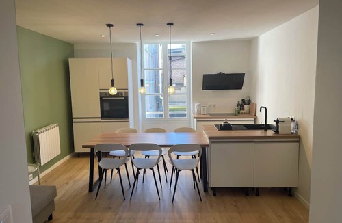 Voiron Apartment | Apartment in the town center at the foot of the Vercors and Chartreuse mountains