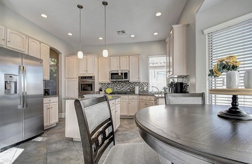 Greenfield Lakes House | Spacious 4-bedroom house in marvelous Gilbert