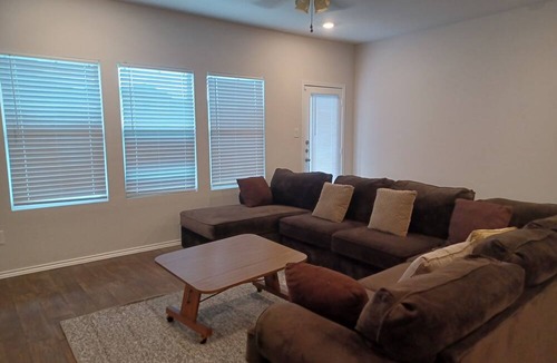 San Marcos House | Charming 4-bedroom house in San Marcos with WiFi and AC