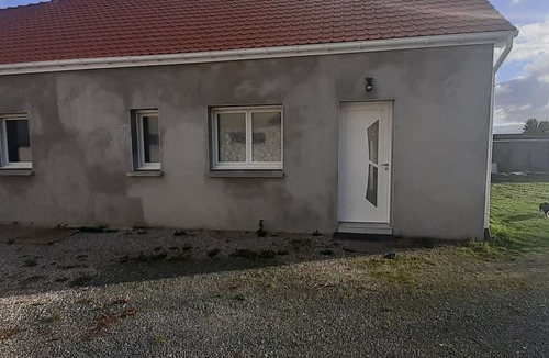 Saint-Omer-Capelle House | Country house