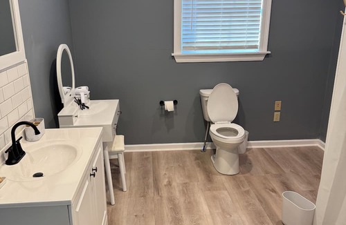 Marksville House | Charming 4-bedroom house in Marksville with AC, WiFi.