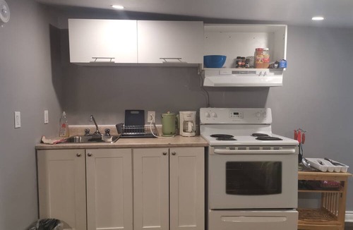 Ottawa Division Apartment | Unique downtown loft