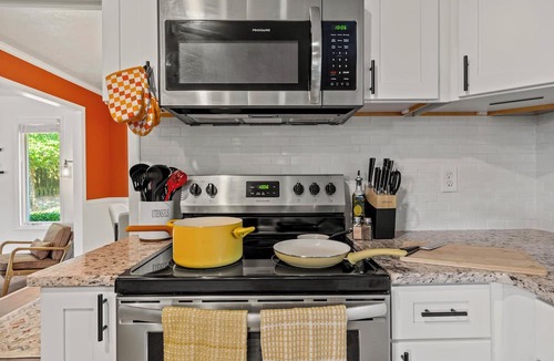 Augusta House | Hurricane Info Updated ~ Check Description ~ Pet Friendly ~ Pool