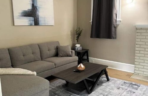 Sudbury House | Modern Home in Greater Sudbury(NO Cleaning Fee’s)