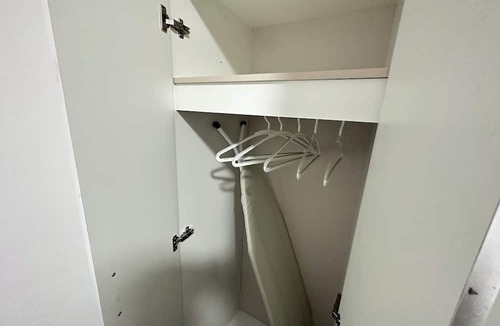 Kidderminster Apartment | Relaxing Studio Apartment in Scenic Kidderminster