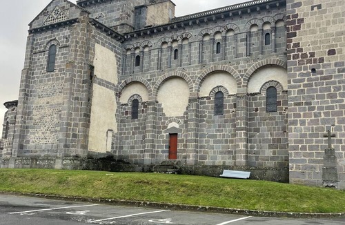 Saint-Nectaire Apartment | The Sancy nectar