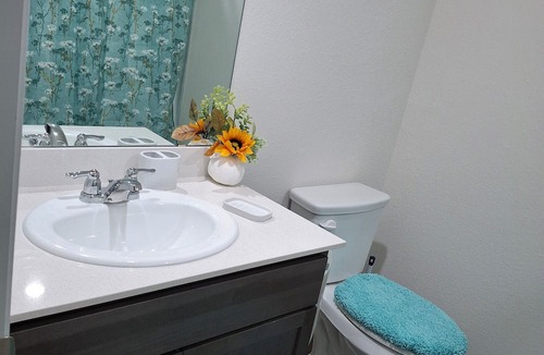 Westminster Hostel | Charming 1-bedroom in our home in JOSEPHINE TX with AC
