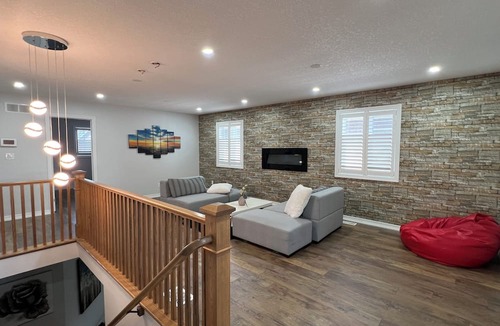 Waterloo House | Great home