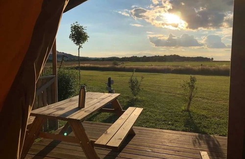 Peigney House | Camping 5 étoiles - Piscine - ccaaabg