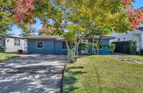 Fairview Shores House | Cozy 2BR/2BA w/Modern Amenities