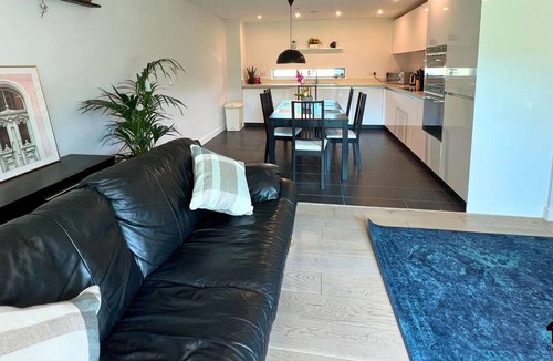 Trumpington Apartment | 3 Bed Luxury Flat @ Addenbrooke