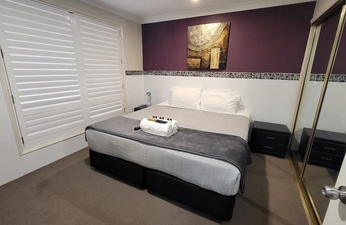 Jesmond Apartment | Two Bedroom Apartment with Spa Bath