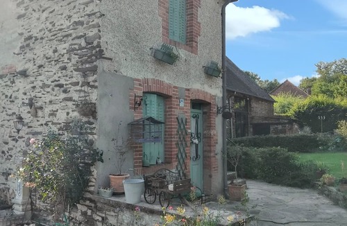 Betete Villa | Homerez - Inviting Villa in Bétête with Private Pool