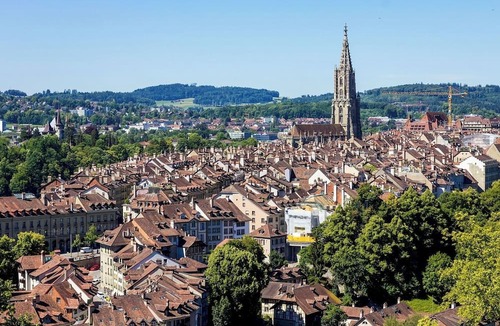 Bolligen Condo | Kleine Wohnung mit Balkon an Ruhiger Lage Unweit der Hauptstadt