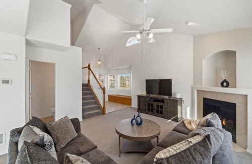 Fountain House | Fountain's Peaceful Home- 3BR