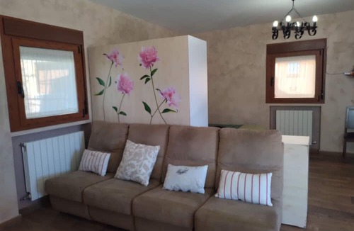 Codo Apartment | Studio Apartment 'Estudio Zafranales' with Sea View, Wi-Fi and Air Conditioning