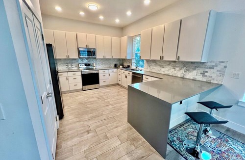 East MLK House | Charming modern East Austin home for short term living.