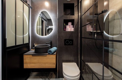 Bezons Apartment | Vrbo Property