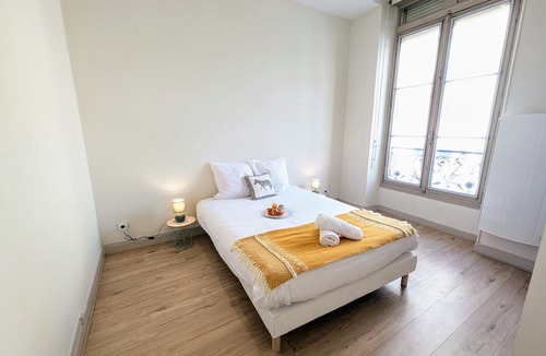 Downtown Angers Apartment | Hyper Centre with magnificent view