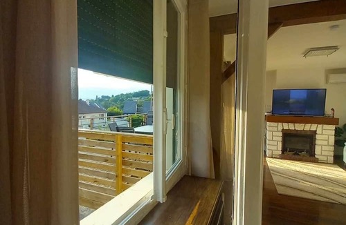 Trouville-sur-Mer Villa | Maison TrouvillOise 4 bedroom 2 shower room two WC 2 living room first floor