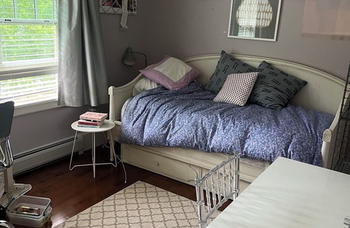 Hanover House | Delightful 5-bedroom house in downtown Hanover