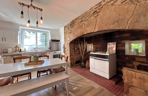 Sadroc House | La Maison de la Martinerie