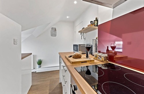 Morcott House | Gorgeous 2 bedroom Apartment