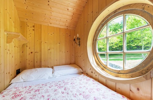 Arcangues House | Null 'Roulotte Vintage' with Shared Terrace