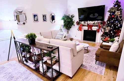 Manassas House | NEW LISTING! Historic District Magic Hideaway by RedAwning