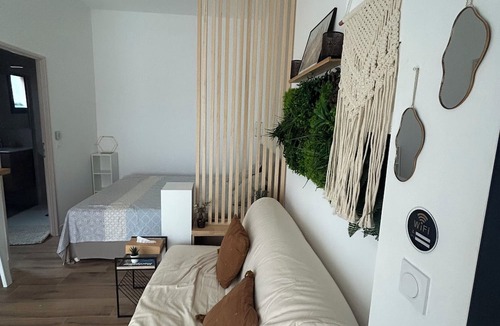 Saussan Apartment | L'escapade Solrac