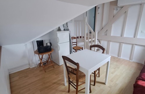 Fretin Apartment | Quiet apartment near Lille