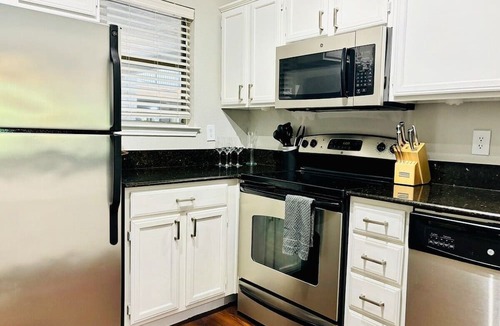 Cityplace Apartment | Uptown | Katy Trail 2 King Beds