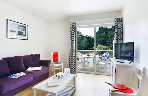 Saint-Briac-sur-Mer Apartment | Ker Mael by Interhome