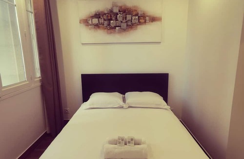 La Demi - Lune Apartment | Beautiful T2 in a modern residence with private parking