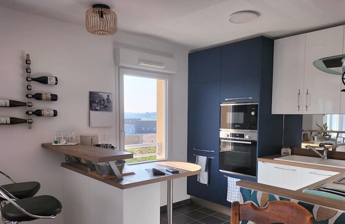 Etaples Apartment | Spacious family nest with 2 balconies