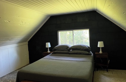 Buchanan Other | Quiet and Peaceful. Unique and Secluded Farmhouse Near Lake Michigan.