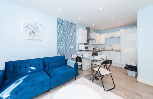 Reading City Centre Condo | Well Equipped Accommodation Flat in City Centre