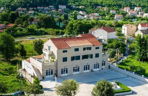 Komolac Apartment | Three bedroom apartment with terrace Mokošica, Dubrovnik (A-23230-b)