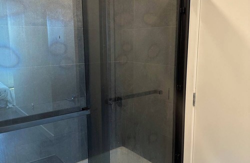 Saint-Laurent Condo | Condo or townhouse, designed for clean, modern living