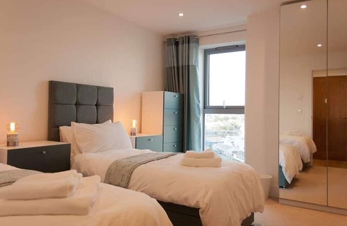 Devonport Apartment | 2 Bed - Leeward House by Pureserviced