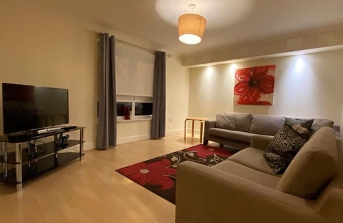 Leith Apartment | Metrolets Valley