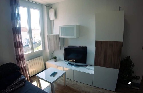 Villejust Apartment | Cosy studio for rent
