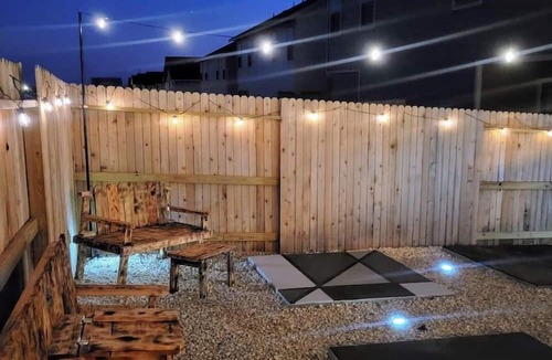San Antonio House | Stunning & Spacious Sleeps 16 BMT Graduations