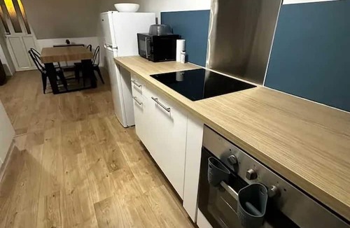 Ruille-en-Champagne Apartment | Homerez - Apt in Ruillé, Parking